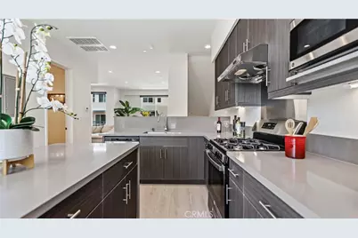 15 S Chapel Ave #B, Alhambra, CA 91801 - Photo 8