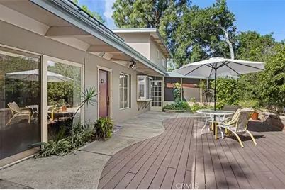 444 Oneida Drive, Pasadena, CA 91107 - Photo 14
