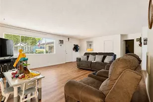 3502 Towne Center Dr, La Verne, CA 91750 - Photo 12