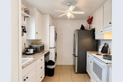 3502 Towne Center Dr., La Verne, CA 91750 - Photo 10