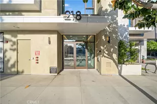 709 E Walnut Street, Pasadena, CA 91101 - Photo 38