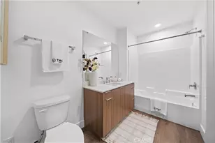 709 E Walnut Street, Pasadena, CA 91101 - Photo 10