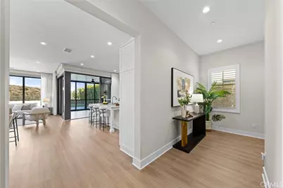 130 Tomahawk, Irvine, CA 92618 - Photo 8