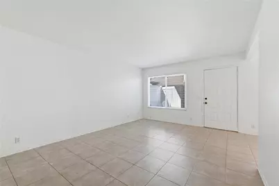 871 W 13th #3, Azusa, CA 91702 - Photo 8
