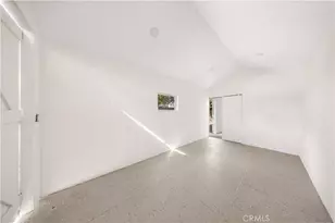 1166 N El Molino Ave, Pasadena, CA 91104 - Photo 36