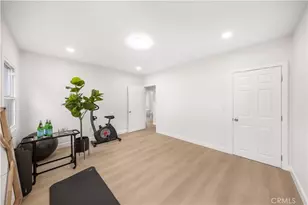 1166 N El Molino Ave, Pasadena, CA 91104 - Photo 24