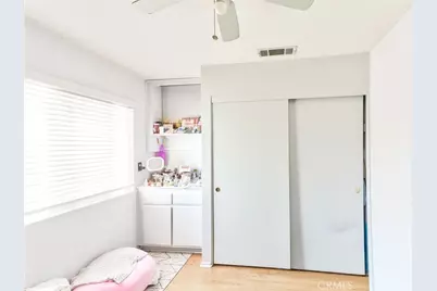 8936 Summerwood Way, Fontana, CA 92335 - Photo 20