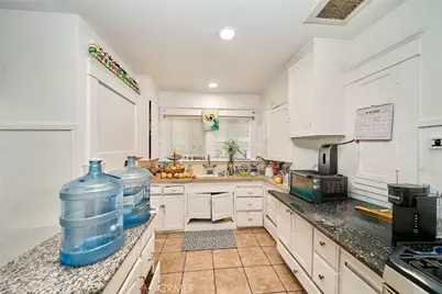 1055 -1059 Roswell, Long Beach, CA 90804 - Photo 14
