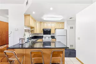 32 Brownfield Ln, Pomona, CA 91766 - Photo 8