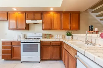 182 W Lemon #B, Monrovia, CA 91016 - Photo 12