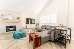 575 N Burton Way, Palm Springs, CA 92262 - Photo 1