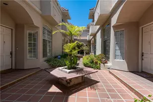 813 N Martel Ave, Los Angeles, CA 90046 - Photo 24