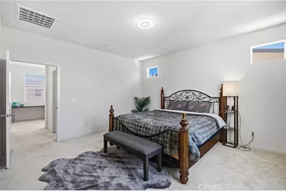 15964 Caterpillar, Fontana, CA 92336 - Photo 36