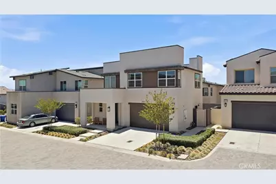 15964 Caterpillar, Fontana, CA 92336 - Photo 2