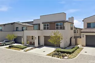 15964 Caterpillar, Fontana, CA 92336 - Photo 2
