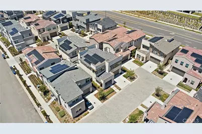 15964 Caterpillar, Fontana, CA 92336 - Photo 4