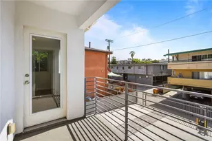 211 S Hoover St, Los Angeles, CA 90004 - Photo 28