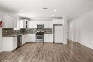 211 S Hoover St, Los Angeles, CA 90004 - Photo 12
