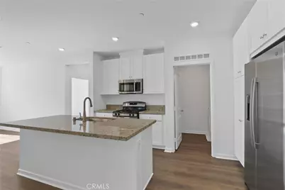 960 N Tangent Privado #305, Ontario, CA 91764 - Photo 8