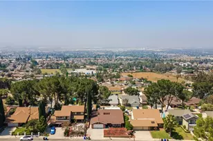 3695 Holly Vista Dr, Highland, CA 92346 - Photo 32