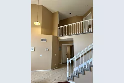 40205 White Leaf, Murrieta, CA 92562 - Photo 2