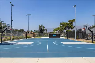 431 N Los Robles Ave, Pasadena, CA 91101 - Photo 22