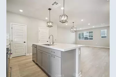 1469 Reef Lane, San Pedro, CA 90732 - Photo 8