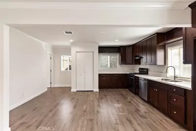 136 N Rampart Boulevard, Los Angeles, CA 90026 - Photo 20
