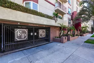 620 S Gramercy Pl, Los Angeles, CA 90005 - Photo 32