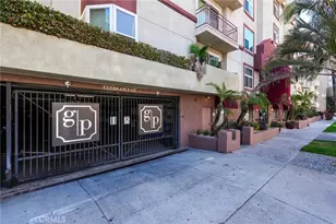 620 S Gramercy Pl, Los Angeles, CA 90005 - Photo 36