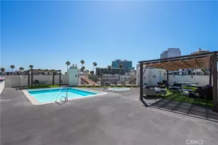 620 S Gramercy Pl, Los Angeles, CA 90005 - Photo 26