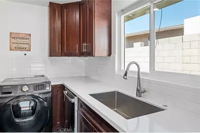 1213 E Virginia Way, Barstow, CA 92311 - Photo 6