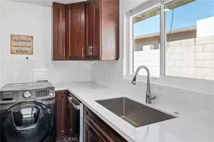 1213 E Virginia Way, Barstow, CA 92311 - Photo 6
