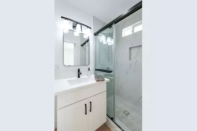 1746 W 38th Place, Los Angeles, CA 90062 - Photo 36