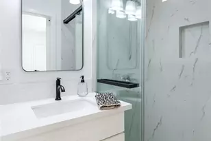 1746 W 38th Pl, Los Angeles, CA 90062 - Photo 36