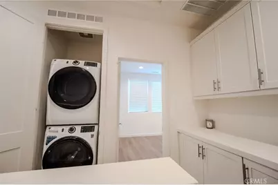 107 Allusion, Irvine, CA 92618 - Photo 24