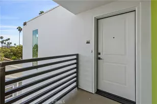 176 N Catalina Ave, Pasadena, CA 91106 - Photo 8