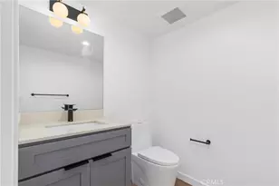 176 N Catalina Ave, Pasadena, CA 91106 - Photo 10