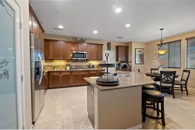 4813 Sanderling Way, Fontana, CA 92336 - Photo 24