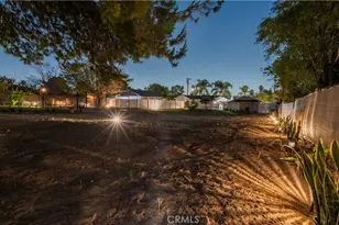 487 Jackson, Colton, CA 92324 - Photo 36