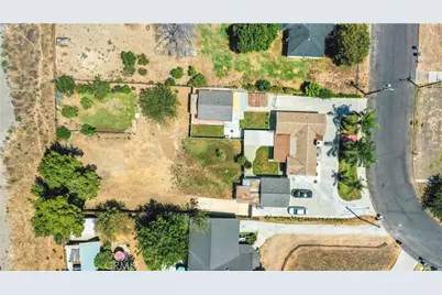 487 Jackson, Colton, CA 92324 - Photo 4