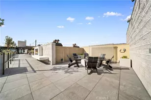 218 N El Molino Ave, Pasadena, CA 91101 - Photo 26