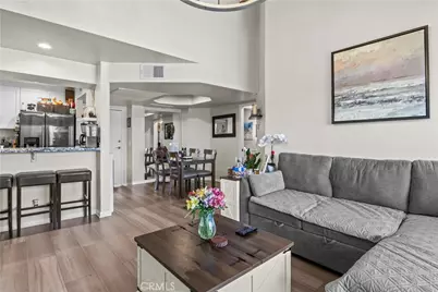 20253 Keswick Street #323, Winnetka, CA 91306 - Photo 8