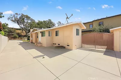 2178 Corson Street, Pasadena, CA 91107 - Photo 24