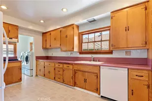 1538 N Holliston, Pasadena, CA 91104 - Photo 18
