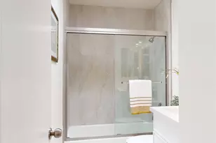105 S Marguerita Ave, Alhambra, CA 91801 - Photo 24