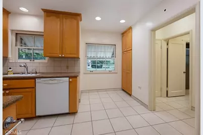 504 N Daroca, San Gabriel, CA 91775 - Photo 10