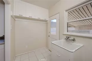 858 Harvard St, Santa Monica, CA 90403 - Photo 22
