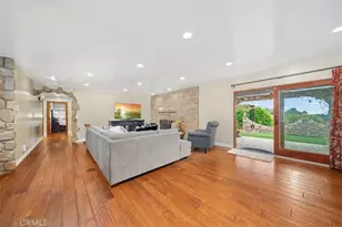 24405 Fuerte Rd, Temecula, CA 92590 - Photo 12