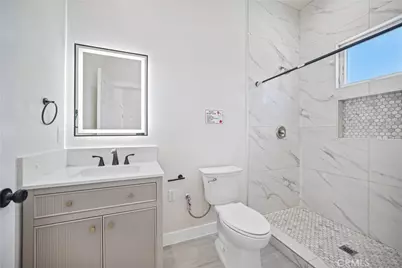 1956 N Ontario Street #101, Burbank, CA 91505 - Photo 20